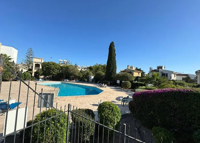 Margarita Gardens パ フォス